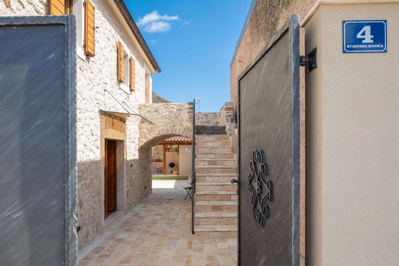 Villa Kameni Dvori 스베티필립아이자코브 외부 사진
