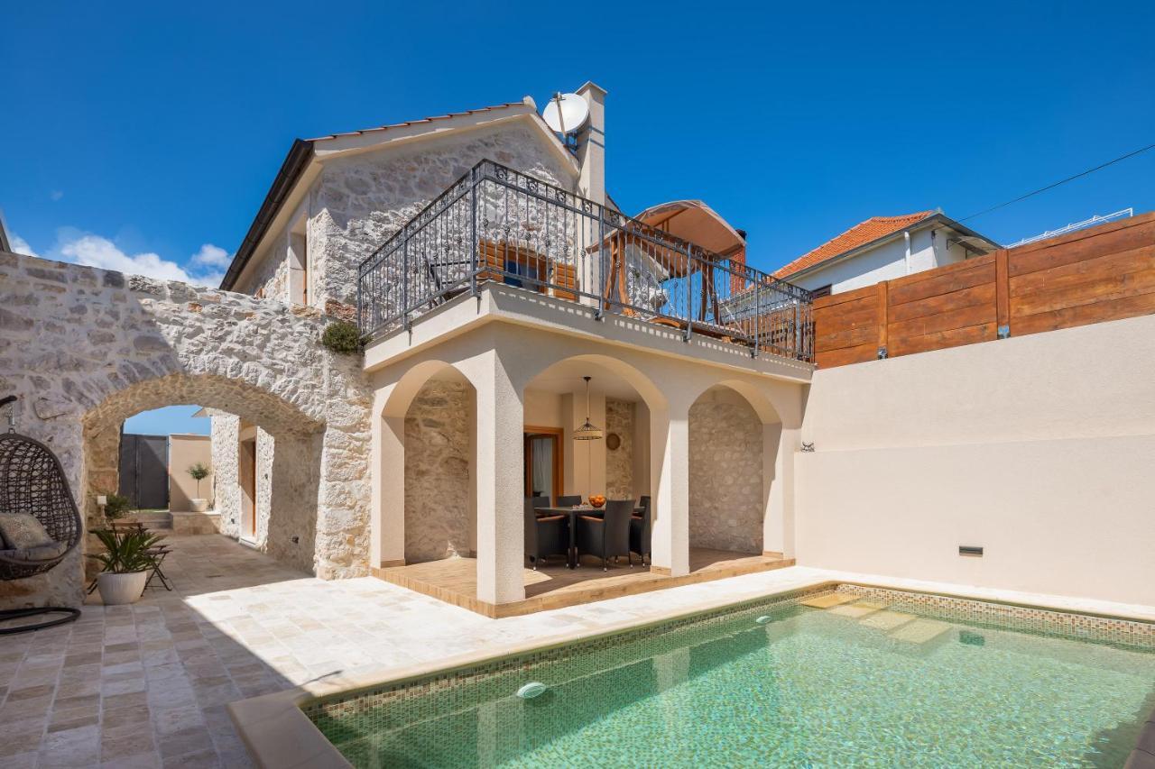 Villa Kameni Dvori 스베티필립아이자코브 외부 사진